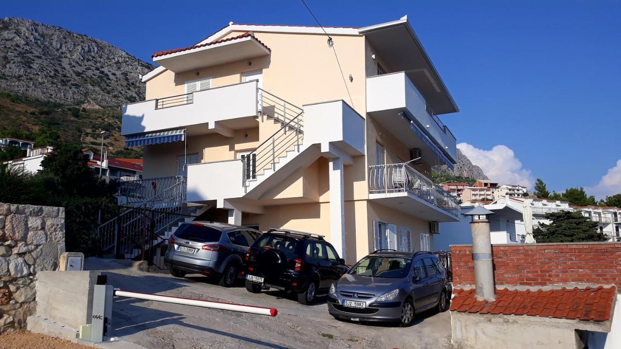 Apartments Tony Stanici - Omiš Exteriör bild